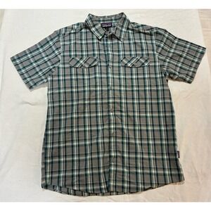 Patagonia Mens Medium Plaid Shirt Gray Teal Short Sleeve Button‎ Down